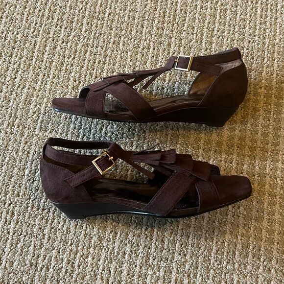 Rampage Brown Ithica Gladiator Wedge Sandals - Picture 6 of 15